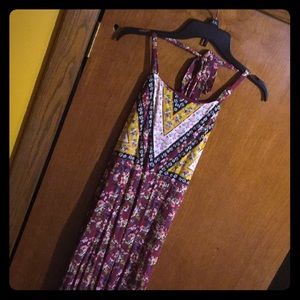 Floral romper tie around then neck with pockets